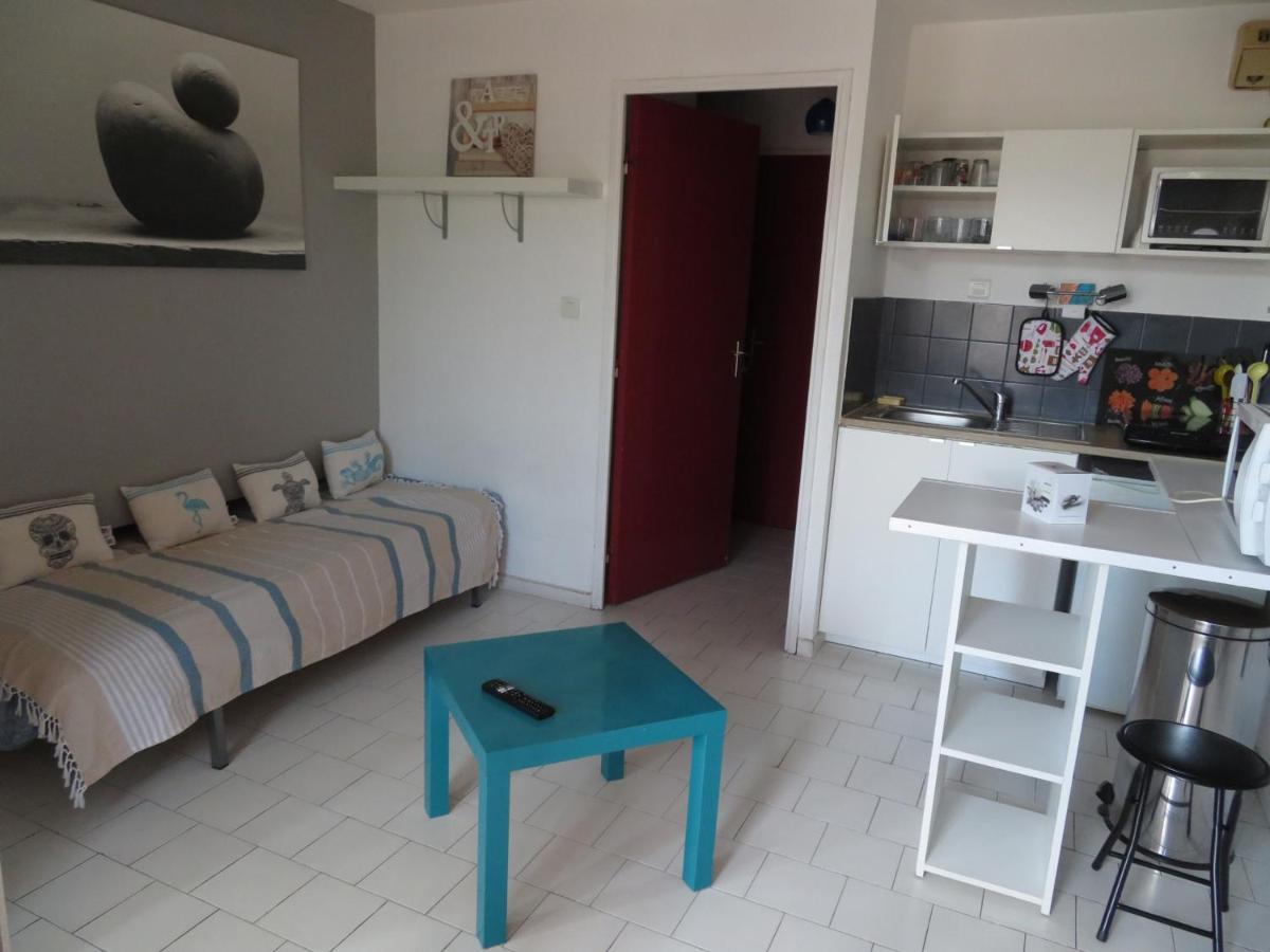 Studio Cabine A 300M De La Plage Avec Loggia Vitree - Fr-1-338-428 Sète Dış mekan fotoğraf